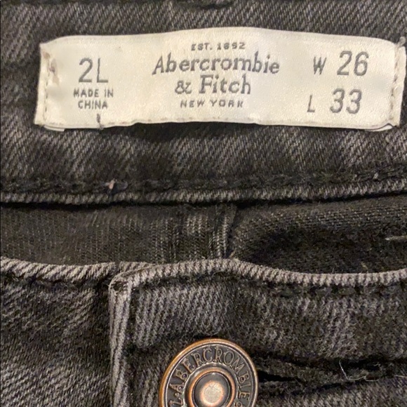 SALE ‼️ABERCROMBIE & FITCH JEANS - Picture 5 of 5